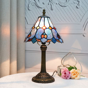 <span class=keywords><strong>Lampe</strong></span> de Table Milieu du Siècle Vitrail Antique <span class=keywords><strong>Art</strong></span> Déco Moderne Style <span class=keywords><strong>Tiffany</strong></span> Petit Lit <span class=keywords><strong>Lampe</strong></span> de Table de Chevet - Product Image 1