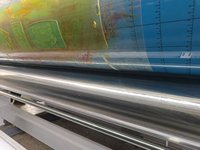 Ligne de liaison automatique pour impression flexographique de carton ondulé, machine d'impression, de rainurage et de découpe en ligne
