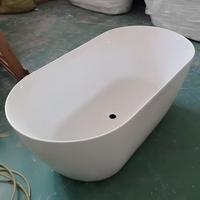 Baignoire autoportante ovale moderne en acrylique pur, écologique, minimaliste, personnalisée, blanc brillant, avec massage par jets d'air