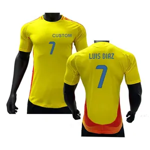 2024 โคลอมเบียเสื้อฟุตบอลผู้เล่นรุ่นขายส่งชุดฟุตบอลชุดเสื้อฟุตบอลแห่งชาติสวมใส่คุณภาพเดิม