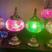Lampe de table marocaine en mosaïque de style Tiffany turque de Marrakech, base en bronze faite à la main, ampoule LED, décoration de salon et de chambre à coucher (Shard