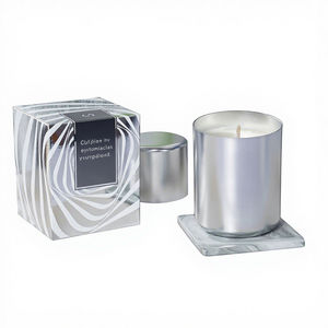 Candela Profumata Festiva in <span class=keywords><strong>Paraffina</strong></span> e Cera di Soia da 290g - Product Image 1