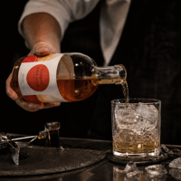 Botol Minuman Keras Kaca Bening 750ml Label Kustom, Botol Anggur Kaca Kosong untuk Vodka Whiskey Brandy