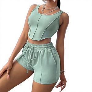 Conjunto de Camiseta sin Mangas de Algodón Personalizada para Mujer y Pantalones Cortos con Cintura Ajustable - Product Image 4