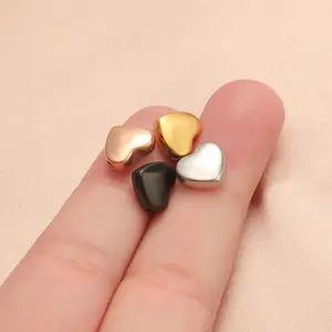 Perline con foro piccolo a forma di cuore ad angolo arrotondato in acciaio inossidabile perline allentate fatte a mano accessori per gioielli fai da te