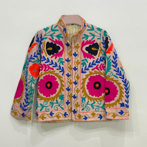 Chaqueta Bordada Suzani Rosa Melocotón Hecha a Mano para Mujer, Abrigo Vintage Floral de Cachemira, Chaqueta Kimono Étnica Boho de Invierno con Frente Abierto - Product Image 1