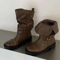 Bottines pour femmes à bout clouté, style punk, avec boucle de ceinture, talons carrés bas, fermeture éclair, design vintage printanier et empiècements de couleurs