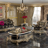 Ensemble de canapés Chesterfield classiques de luxe européens en velours noir et or, sculptés à la main, pour appartement, villa, salon