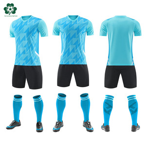 <span class=keywords><strong>Camiseta</strong></span> de Fútbol Retro Personalizada 25/26, <span class=keywords><strong>Camiseta</strong></span> de Fútbol de Club Europeo con Diseño Clásico, Venta al por Mayor de Fábrica - Product Image 1