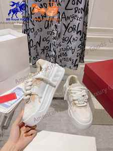 Baskets plateforme noires et blanches pour femmes, à lacets, décontractées, avec motif étoile - Product Image 6