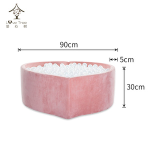 Piscina de Pelotas en Forma de Corazón Love Tree de 90 cm, Rosa, de Felpa, para Jugar en Interiores, para Niños, Uso Doméstico - Product Image 1