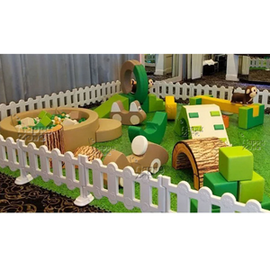 Aire de jeux intérieure commerciale pour tout-petits avec maison de rebond et fosse à balles pour les fêtes et les locations - Product Image 1