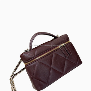 Sacs à main miniatures roses élégants pour femmes, sacs à main de marque de luxe pour dames, prix bas, vente en gros - Product Image 6