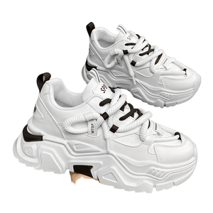 Chaussures pour hommes, nouvelles baskets tendance et polyvalentes pour jeunes, baskets décontractées à semelle épaisse, chaussures de course blanches à lacets en maille, augmentant la taille - Product Image 1