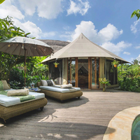 Octogone-Tente Safari Luxury Canvas Resort Glamping Maison en bois Kits de cabane en rondins avec salle de bain