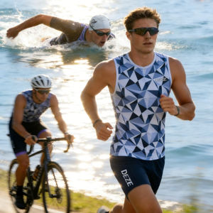 Durable Breathable Short Sleeve Unisex Customizable Triathlon Suit Cycling Wear Activewear Apparel Triathlon Events Bulk Supply - Product Image 1