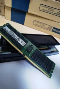 מחיר נמוך מכירה חמה DDR4 64GB 2Rx4 PC4-3200AA-RA2-12-RB0 מחיר נמוך במלאי מודול זיכרון סם סונג