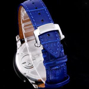 Reloj Mecánico para Hombre Estilo Astronomia Tourbillon con Esfera de Cielo Estrellado, Caja Plateada, Globo Terráqueo Giratorio y Correa de Cocodrilo Azul - Product Image 5