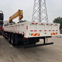 Camion-grue articulée 16 tonnes Howo 8x4 400HP Euro II, portée 23m, avec stabilisateurs hydrauliques