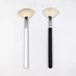 Brocha Aplicadora <span class=keywords><strong>de</strong></span> Mascarilla Facial <span class=keywords><strong>de</strong></span> Pelo <span class=keywords><strong>de</strong></span> Cabra Blanco Medio Súper Suave para <span class=keywords><strong>Tratamiento</strong></span> <span class=keywords><strong>de</strong></span> Peeling con Ácido Glicólico - Product Image 1