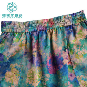 Vestido de seda elegante de verano, dobladillo grande, línea de cintura colorida, adecuado para trabajar en primavera, patrón de flores de tela transpirable - Product Image 2