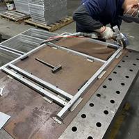 Support de base structurel pour équipement industriel robuste, cadre de soudage en tube carré d'aluminium découpé au laser de précision