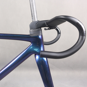 <span class=keywords><strong>Cadre</strong></span> <span class=keywords><strong>de</strong></span> vélo en carbone T1000 EPS Technology Nouveau <span class=keywords><strong>cadre</strong></span> <span class=keywords><strong>de</strong></span> disque <span class=keywords><strong>de</strong></span> cycliste avec pièces <span class=keywords><strong>de</strong></span> peinture pour le cyclisme sur route et TT-X33 - Product Image 2