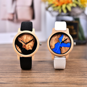 <span class=keywords><strong>BOBO</strong></span> BIRD Montre Homme Personnalisée à Quartz, Mode Loisir, Montre-Bracelet en Bois Coloré avec Cadran Laser et Échelle, Support de Personnalisation Reloj Hombre - Product Image 1