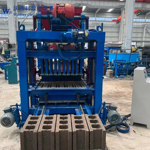 Machine automatique de fabrication de briques autobloquantes QT4-23A, machine à fabriquer des blocs et des pavés, machine à briques en béton - Product Image 3