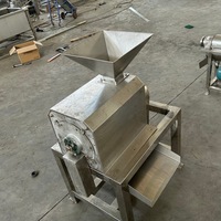 Industriële perzik- en mangopit- en pulpmachine; machine voor diepgaande verwerking van jujubes, kersen, durian, pruimen en pruimenpuree.