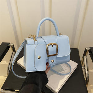 Nouveauté 2025 – Sacs fourre-tout de luxe en cuir PU pour femmes, sacs à bandoulière tendance avec fermeture éclair, sacs décontractés pour l'extérieur et le quotidien - Product Image 3