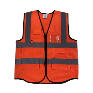 سترة أمان برتقالية اللون وفقًا لمعيار EN 471 وفئة ANSI 2، ذات وضوح عالي مع شرائط عاكسة 360 درجة بعرض 5 سم، قابلة للتخصيص، مصنوعة من البوليستر مع سحاب أمامي - Product Image 2