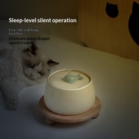 Distributeur d'eau automatique en céramique pour animaux de compagnie de 850 ml, fontaine à eau intelligente pour chats et chiens avec système de circulation à charge