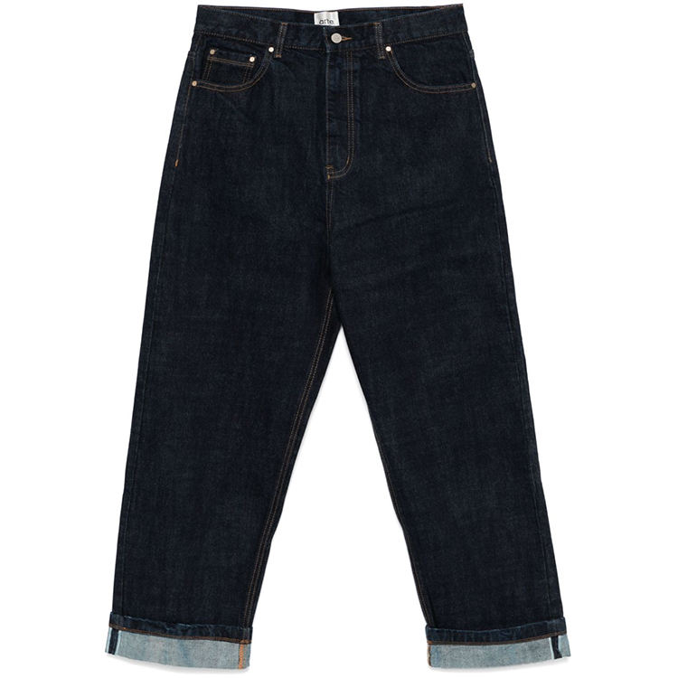 สีน้ำเงิน