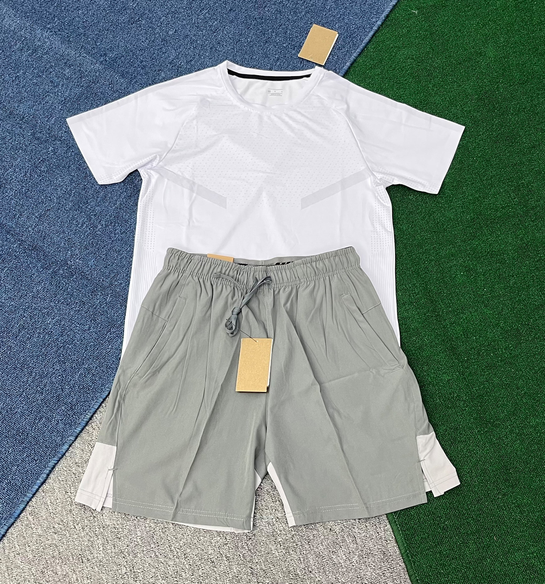 T1102 bianco