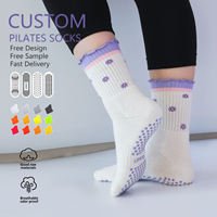 Chaussettes de yoga personnalisées de haute qualité avec logo, respirantes en coton, antidérapantes, pour femme, chaussettes de yoga antidérapantes, chaussettes de barre et de pilates avec grip