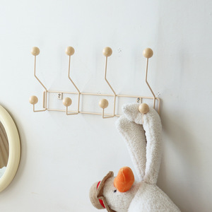 <span class=keywords><strong>Porte</strong></span>-chapeaux mural vintage coréen en fer forgé avec 6/8 boules en bois vert crème pour suspendre - Product Image 6