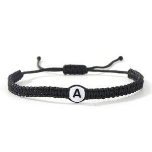 Bracelet en corde noire fait à la main, cadeaux pour les amoureux, lettres tissées, bracelet en forme de cœur, lettres initiales, alphabet, bracelet d'amitié - Product Image 4