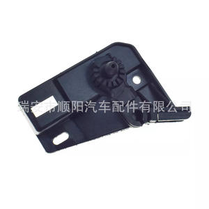 Soporte para la manija de la cubierta del motor 1KD823633A, negro, PP, para reemplazo y reparación - Product Image 2