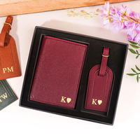 Porte-passeport personnalisé avec étiquette de bagage Portefeuille de voyage personnalisé Cadeau de mariage Cadeau de demoiselle d'honneur et de garçons d'honneur Cadeau de lune de miel