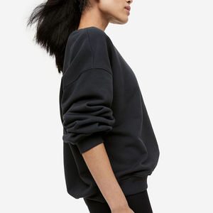 Sudadera lisa de cuello redondo al por mayor, sudadera lisa con logotipo personalizado para mujer, Sudadera de cuello redondo de gran tamaño con hombros caídos, sudadera para mujer - Product Image 3