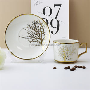 Service à café en porcelaine fine plaquée or royal avec design personnalisé, écologique et compatible lave-vaisselle pour 6 personnes - Product Image 4