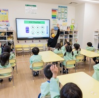 Nuevo televisor interactivo con pantalla táctil plana de 75/86/98 pulgadas, interfaz serial USB, 20-50 puntos táctiles para uso educativo y corporativo