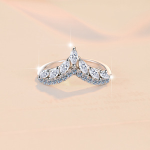 Groothandelsprijs Fijne Sieraden VVS1 <span class=keywords><strong>Moissanite</strong></span> van S925 Sterling Zilver Kroonringen Band voor Bruiloft Verloving - Product Image 3