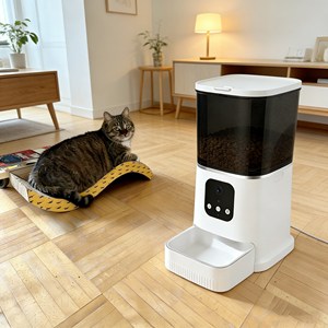 Comedero Automático para Gatos con Control Remoto, Dispensador de Comida para Mascotas, Suministros para Mascotas, Productos para Gatos - Product Image 1