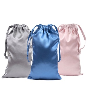 Sacs à cordon personnalisés avec logo imprimé, sacs cadeaux en soie colorés, pochette en satin de luxe pour bijoux - Product Image 1