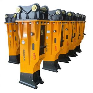 Martillo hidráulico silencioso tipo caja SB81 SOOSAN para excavadoras de 18-26 toneladas para demolición de rocas y construcción en carreteras. - Product Image 1