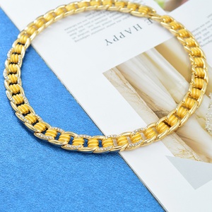 เครื่องประดับงานแต่งงานสำหรับผู้หญิง สีทองอิตาลี ชุดเครื่องประดับชุบทองอิตาลี คุณภาพสูง ทำจากทองแดง บรรจุในถุง OPP ลายดอกไม้ - Product Image 6