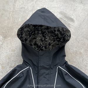 Veste coupe-vent réversible en nylon camouflage surdimensionnée pour <span class=keywords><strong>homme</strong></span>, avec lignes réfléchissantes et bordures personnalisées, idéale pour la randonnée - Product Image 2