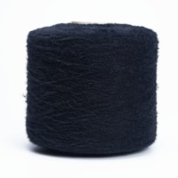 Hochwertiges Nerzähnliches Garn 100% Nylon Federgarn Gefärbtes Haar Fancy Feder-Wimpern-Garn zum Stricken von Pullover Schal